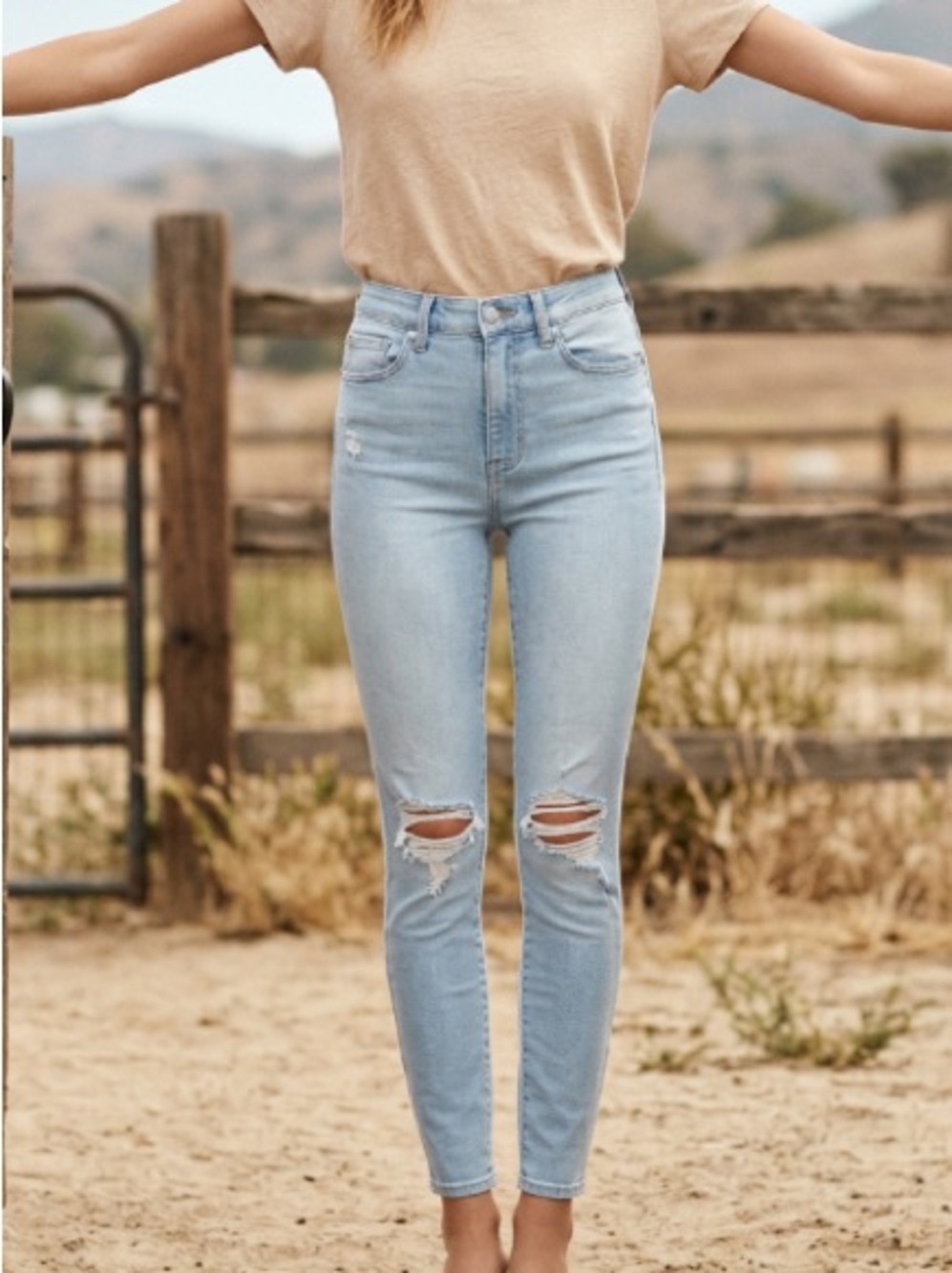 Good American | Good waist Kardashian Cropped High Waist jeans NWT size 4/27